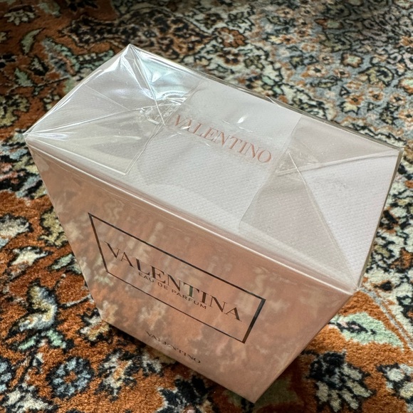 NWT Valentina by Valentino 80ml - Picture 2 of 4